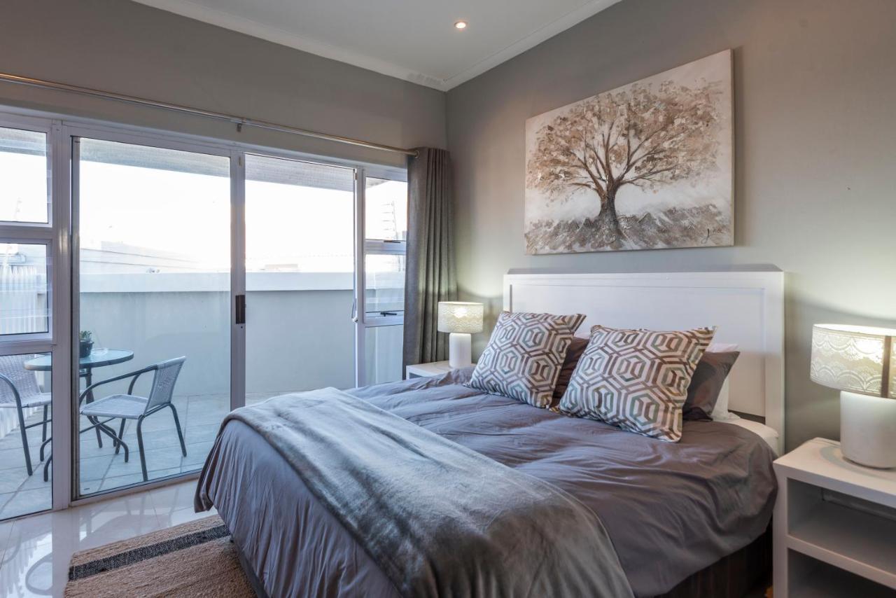 Harbour Cottages, Humewood Port Elizabeth Exterior photo